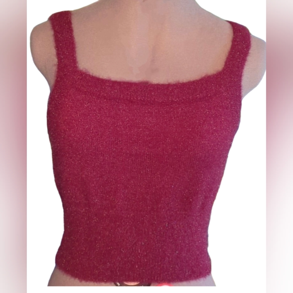Knit Tank.  House of Harlow. Knit Tank top.  Dressy sweater knit.